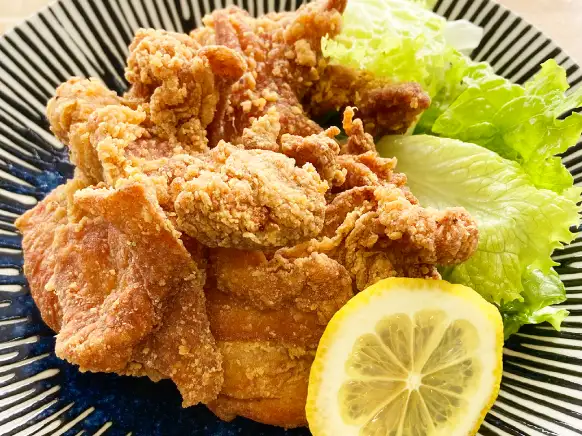 浜のからあげ・
川俣シャモのメンチカツ